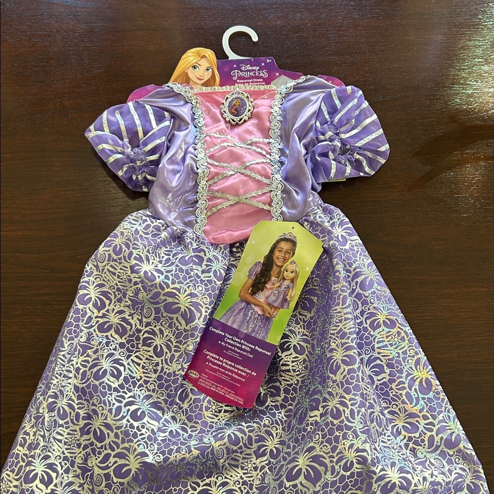 NWT Disney Rapunzel costume Halloween dress up